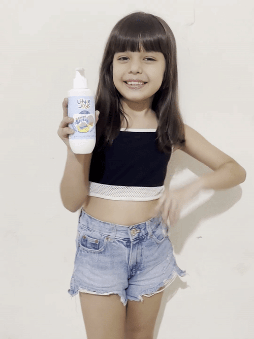 My kid uses Aloe Vera Shampoo -