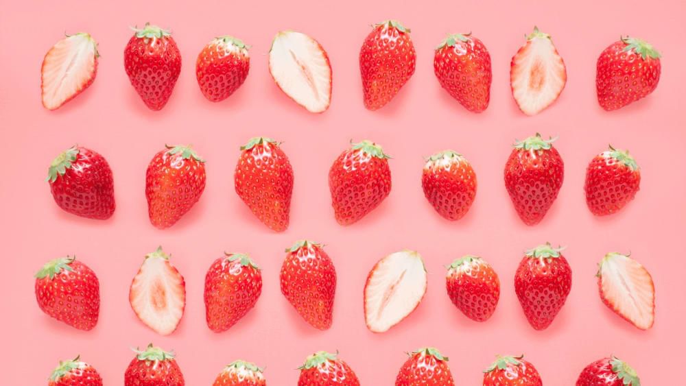 8 Strawberry Benefits For Skin