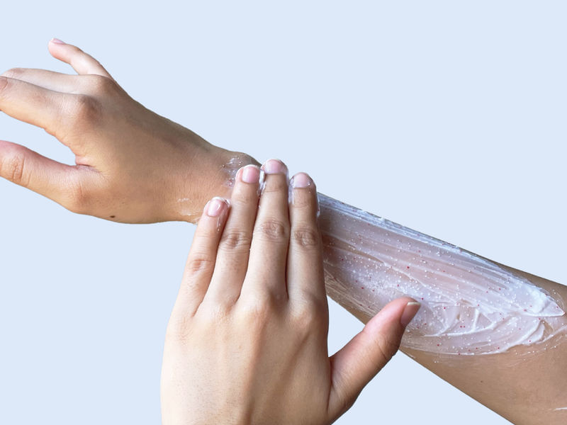 difference between exfoliating body wash and scrub