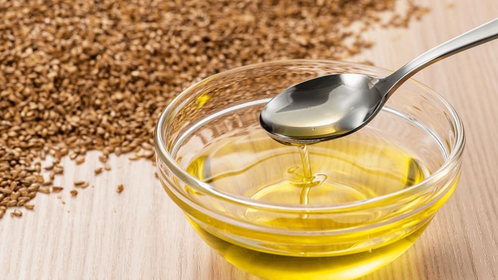 Benefits of Flaxseed Gel for Hair and Skin