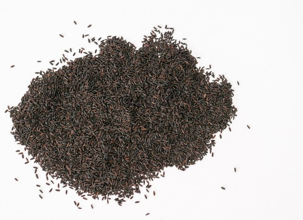 15 Surprising Benefits of Sabja Seeds (Basil Seeds)