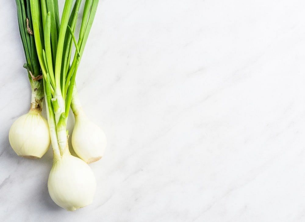 10 Amazing Health Benefits of Spring Onions