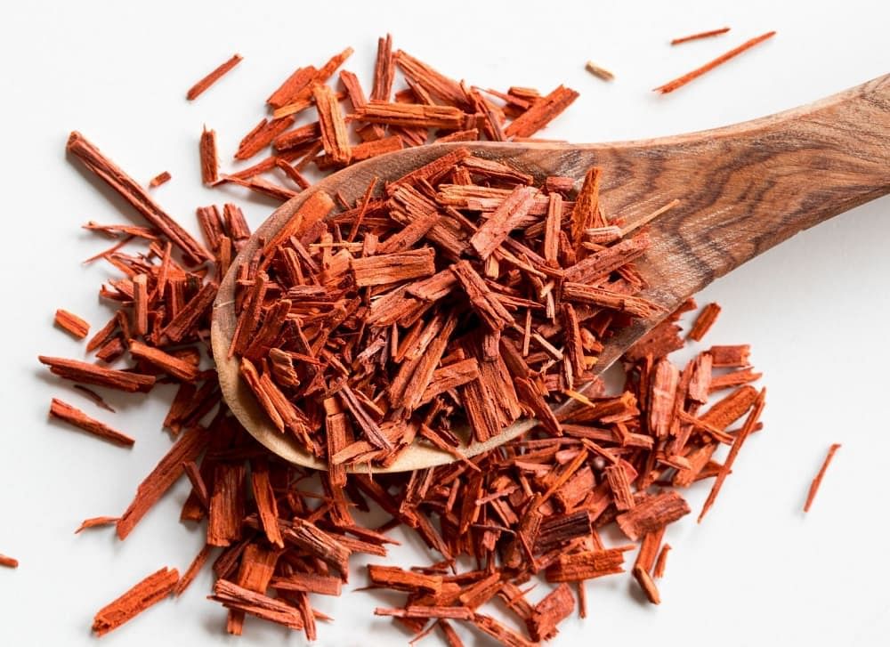 6 Amazing Benefits Of Sandalwood For Skin Backed by Science