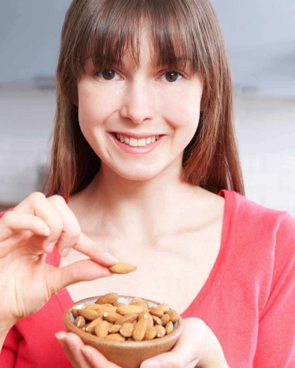 रोज सुबह बादाम खाने के फायदे | Benefits of Eating Almonds in Hindi