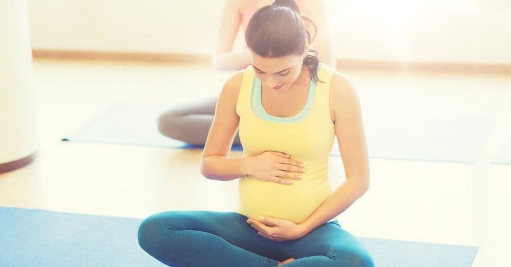 10 प्रेगनेंसी योगा फॉर नार्मल डिलीवरी  | 10 Pregnancy Yoga for Normal Delivery in Hindi
